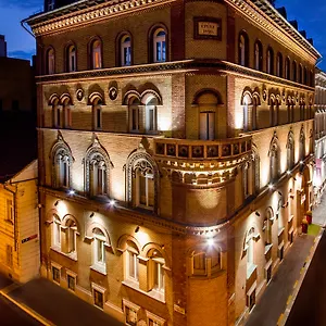 https://hotel-museum-budapest.inbudapesthotels.com