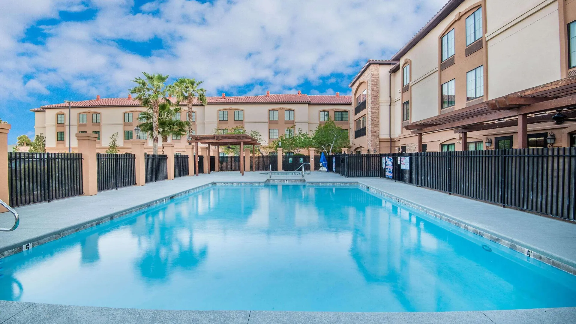 La Quinta By Wyndham Las Vegas Airport South